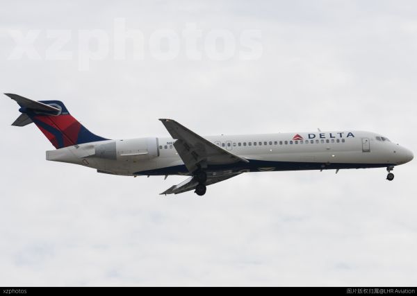 Boeing 717-200