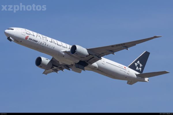 B2032