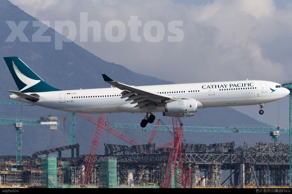 国泰航空333