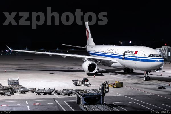 CA4124 LXA-PEK
