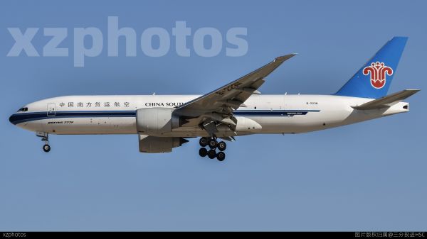 南航777F