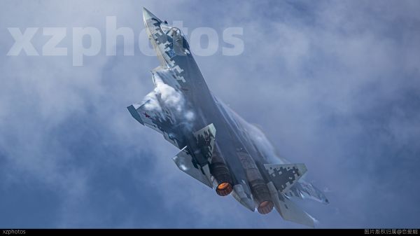 Su-57加力爬升