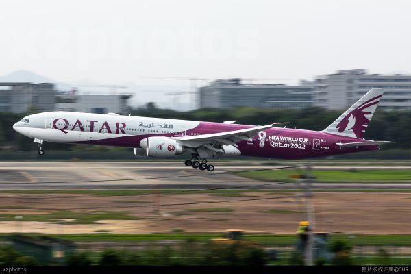 QR874 DOH-CAN