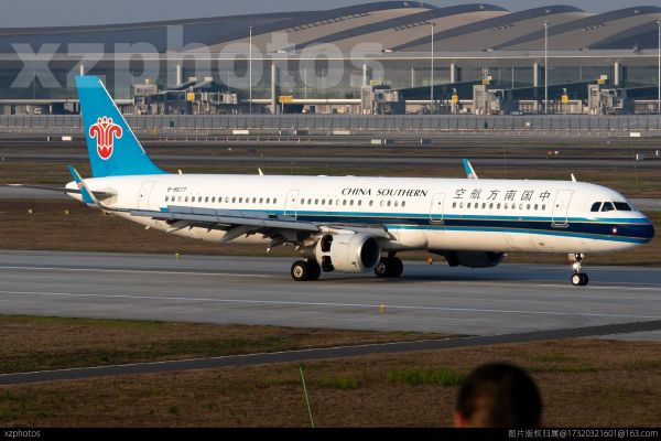 B-8677
