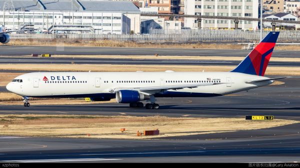 B767-432(ER)