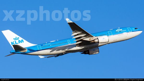 PH-AOF