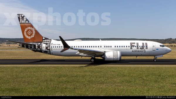 737-8 MAX
