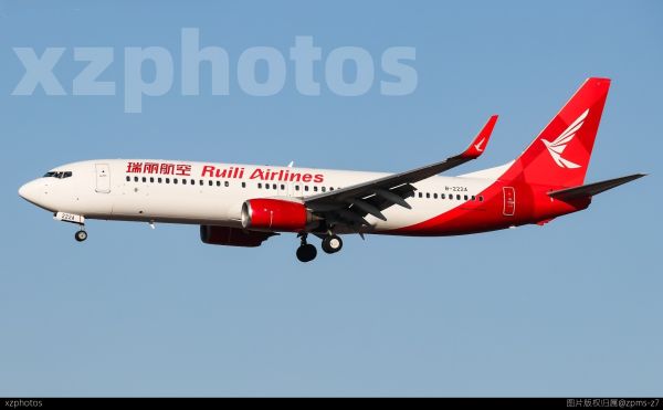 瑞丽航空738