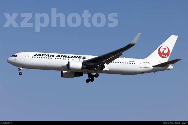 日航767