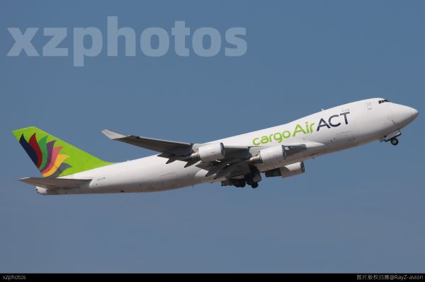 指南针货运航空744F