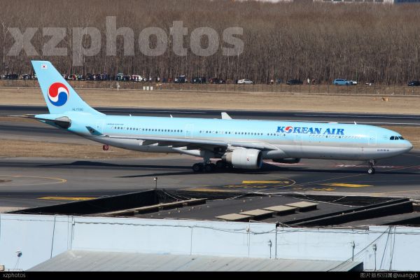 大韩航空A330滑行中