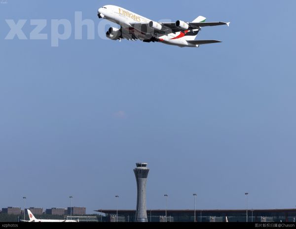 A380起飞