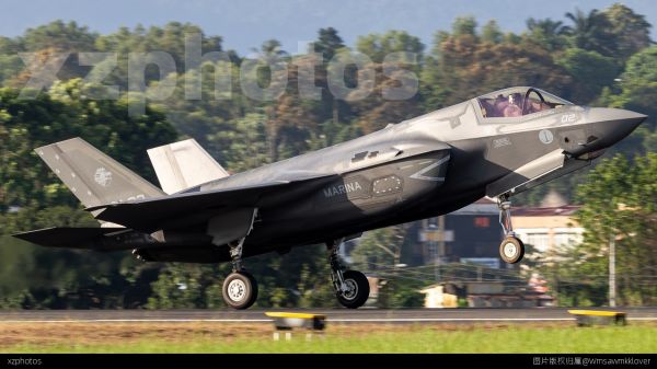 F35
