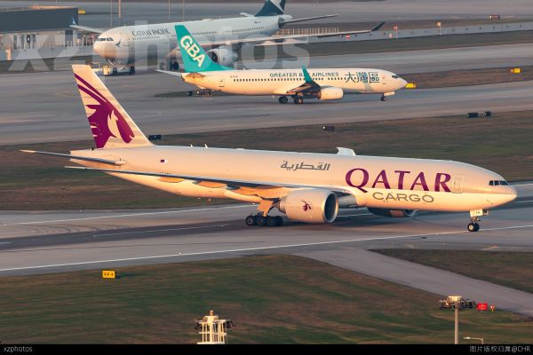 QR8024 DOH-HKG