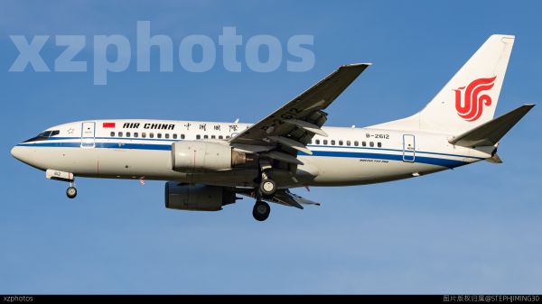 737