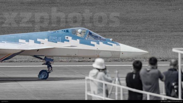 SU57