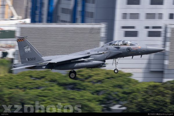 新加坡空军落地QPG