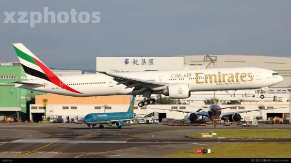A6-ECR