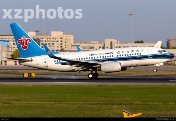 737-700
