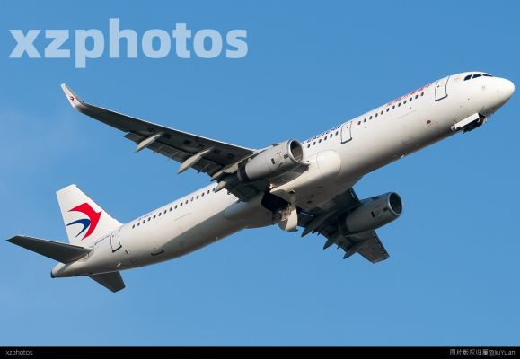 东航321