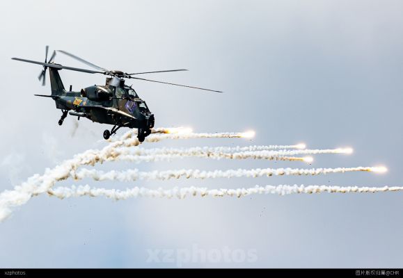 Z-10K打干扰弹