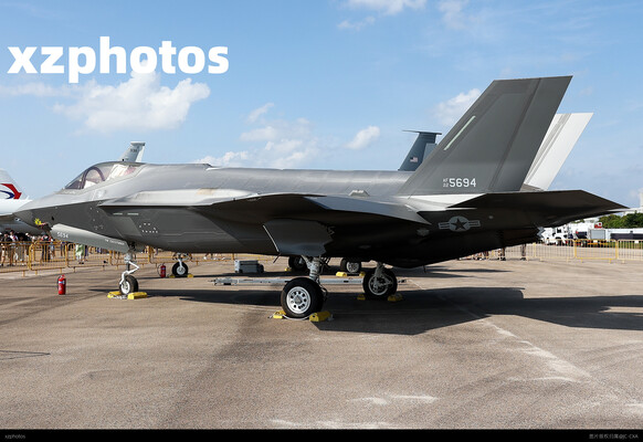 F35