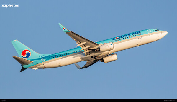 HL8223
