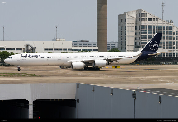 D-AIHF