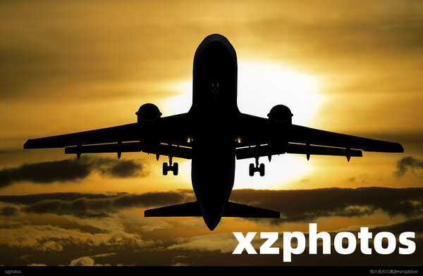 A320夕阳剪影