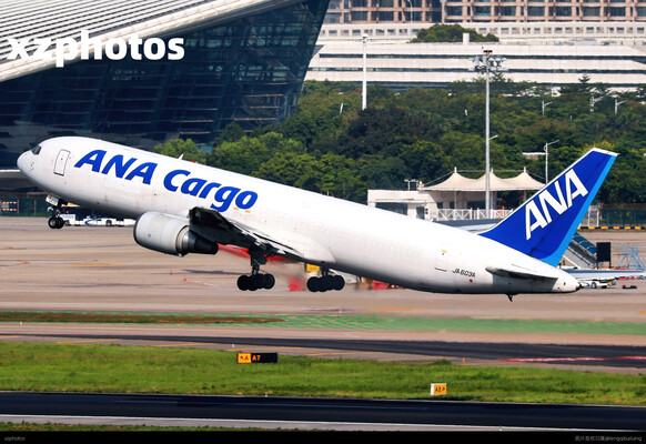 ANA 767Cargo