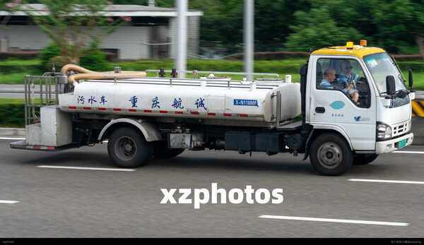 机场污水车