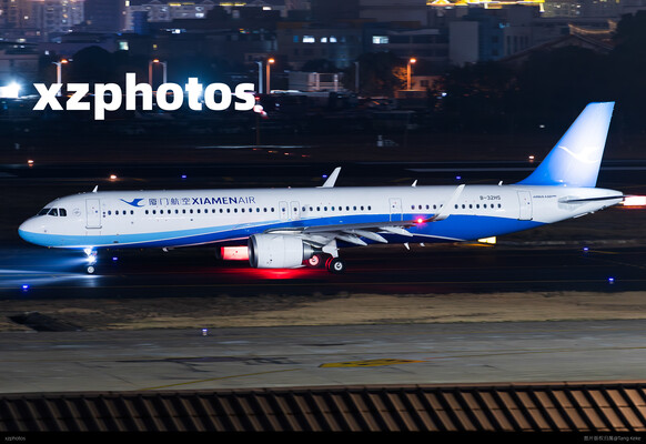 B-32HS