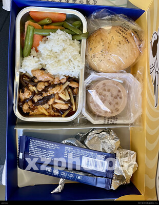 国航748餐食