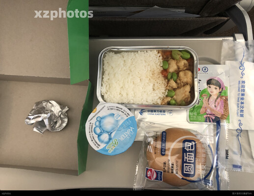 东航餐食 宫保鸡丁