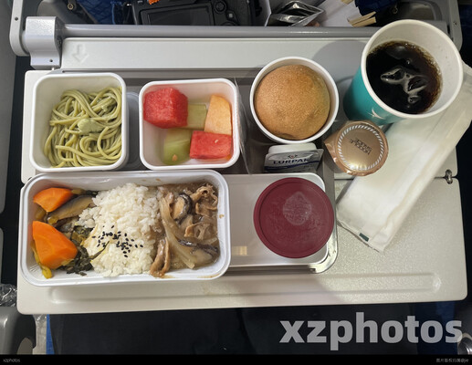航食(HKG-NRT)