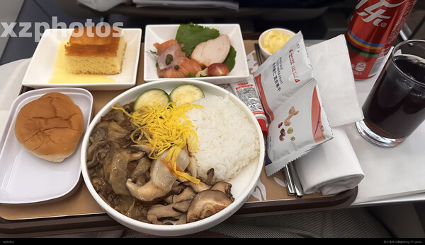 中国东方航空商务舱餐食 (MU5034 ICN-PVG)