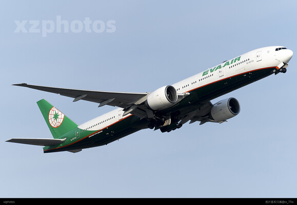 EVA 777 AIR
