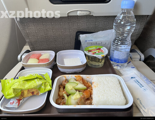 MU6867餐食