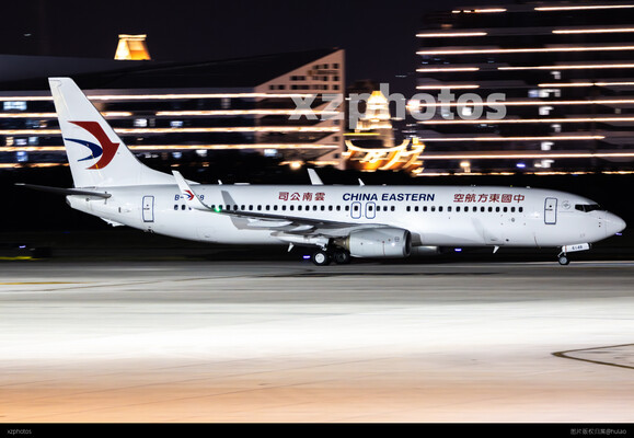 中国东方航空B738/B-6148