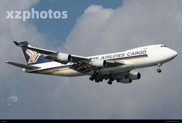新航747货机