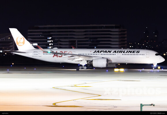 日本航空359/JA01XJ
