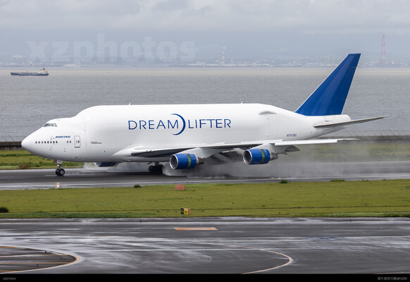 DreamLifter