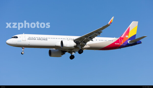 韩亚航空HL-8399