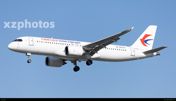 中国东方航空B-657S