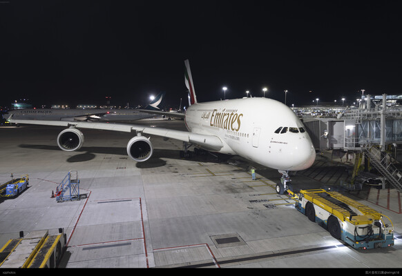 A6-EEB