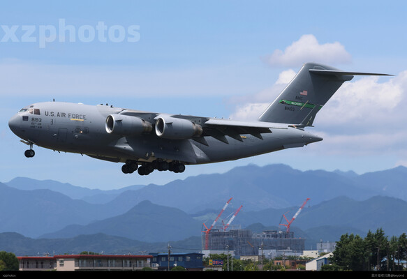 C17