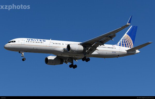 B752