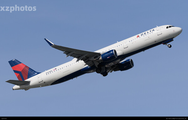 Delta Takeoff