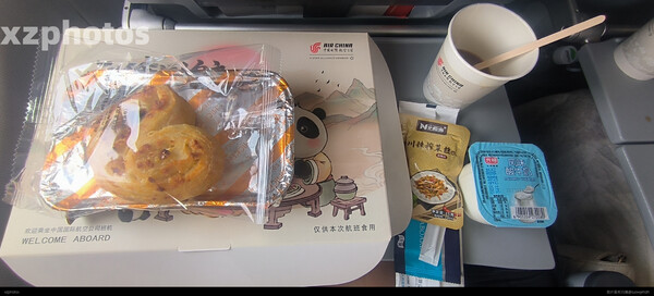 国航板栗烧鸡餐食