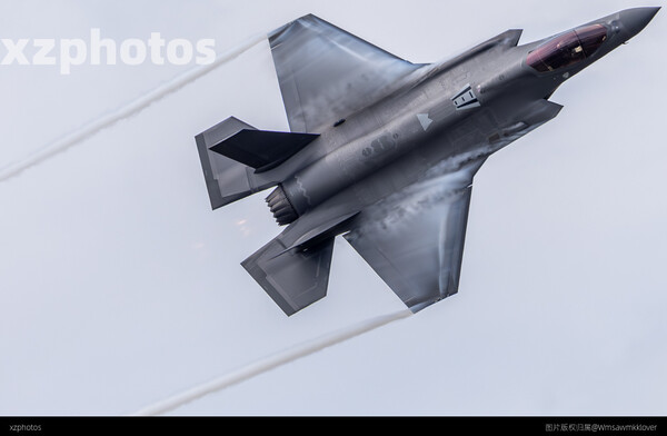 f35
